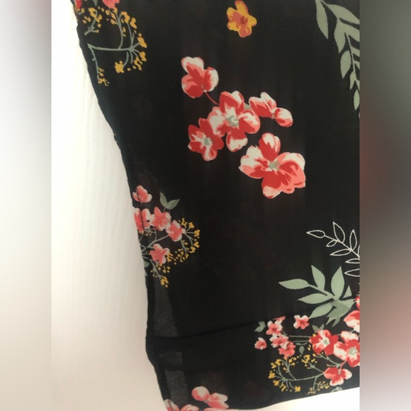 - Copper Key Boho Black Floral Bell Sleeve Blouse Tie Neck Drawstrings Size M - Picture 9 of 12